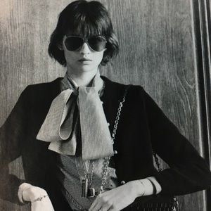 Meet your Posher, Eva